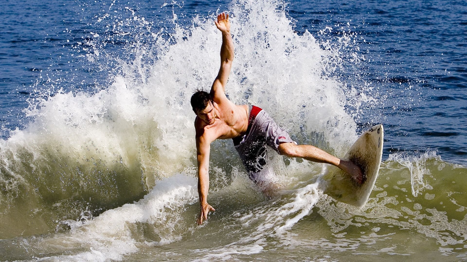 从蒙特卡洛险胜到年终加冕,阿尔卡拉斯的关键制胜哲学